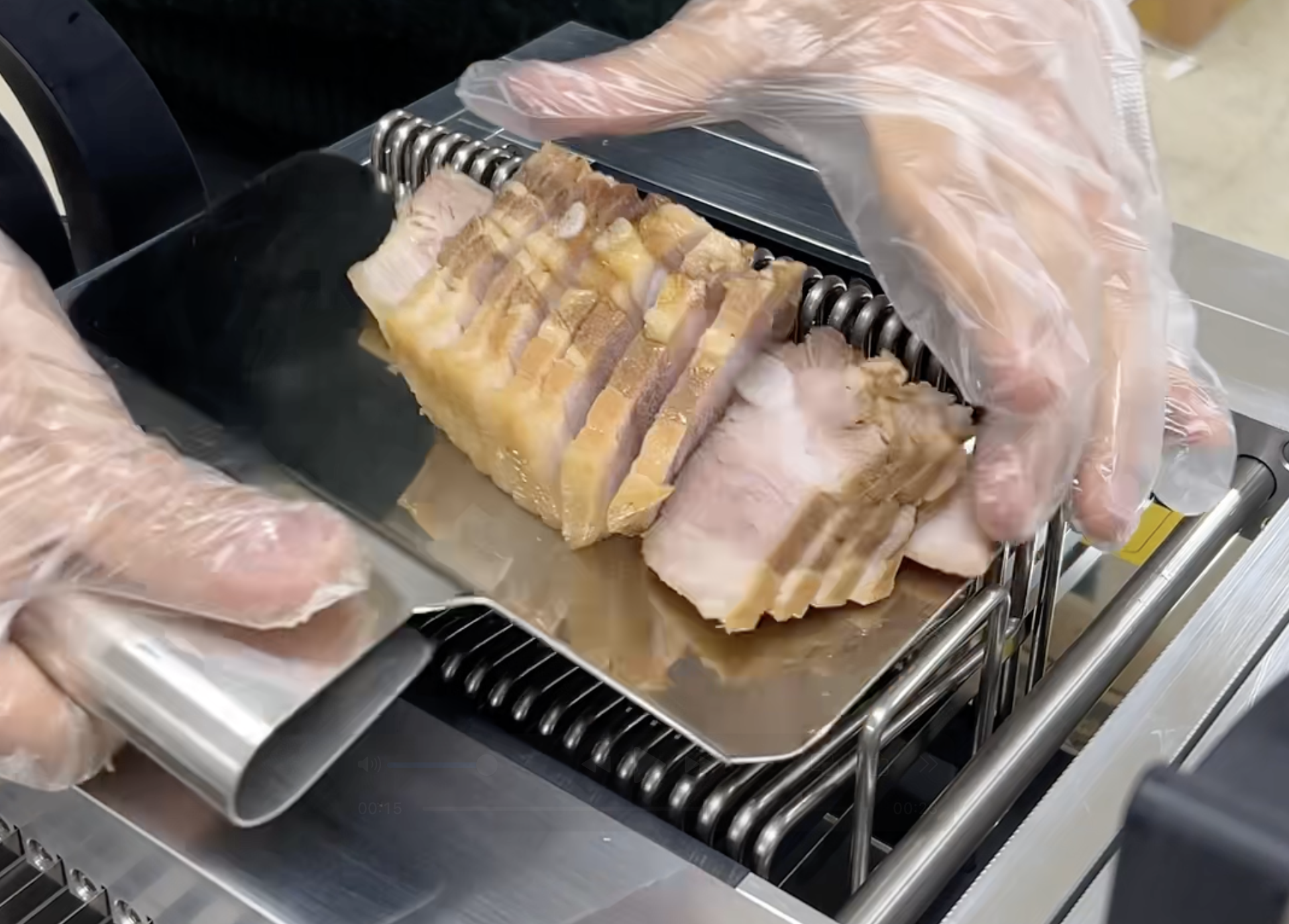 고기세절기 수육 세절 사진