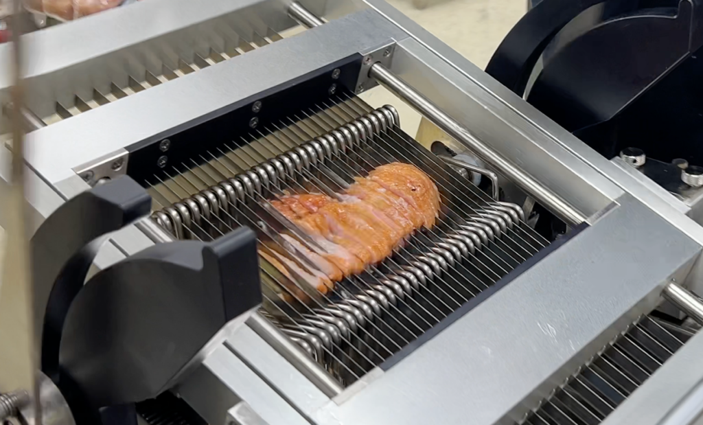 훈제오리 슬라이스 기계 사용방법 사진3